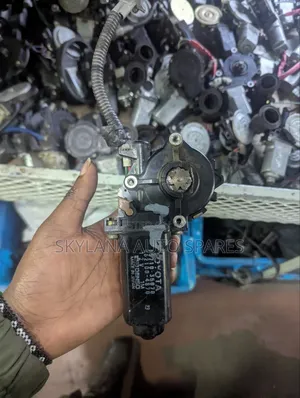 Toyota 100 Series Motor wa Dirisha (Used)