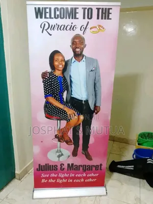 Broad Base Roll Up Banners - Design & Uchapishaji