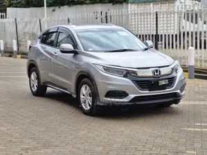 Honda Vezel 1.5 2WD Hybrid 2019 Silver