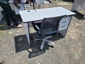Ofisi Dawati na Kiti cha Mesh