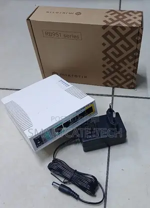 MikroTik RB951Ui-2HnD Wireless Router