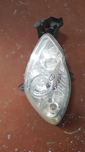 Mazda Verisa 2010 Non-Xenon Headlight