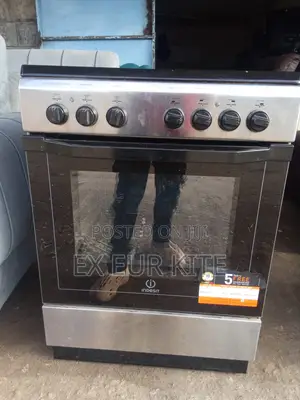 Indesit Cooker Vitro Ceramic 60x60cm