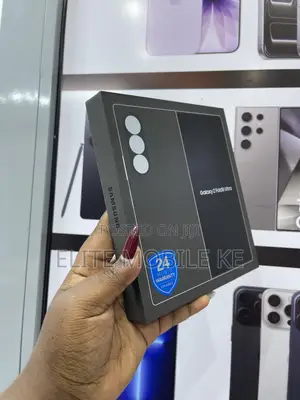 Samsung Galaxy Z Fold8 Ultra Mpya 512GB Dhahabu