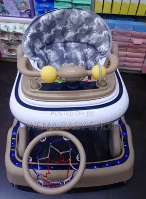 Multifunctional Ergonomic Baby Walker na Interactive Toy Bar