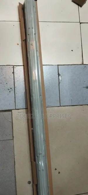Weatherproof Single 4ft LED Fitting