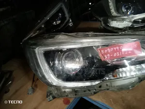 Subaru Outback 2015 Xenon Headlight