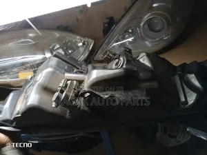 Mwanga wa Mbele wa Nissan Qashqai Dualis Xenon (Used)