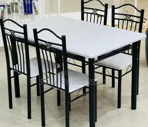 Seti ya Meza ya Kula Nyeupe Mpya (Inaketi 4)