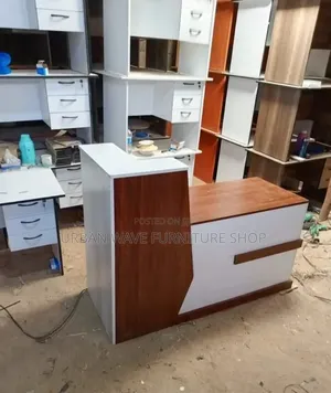 Boss Office Products Executive Reception Desk
