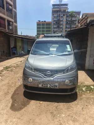 Nissan NV200 2011 Grey