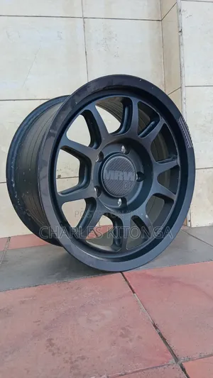 Size 17x8.0j Land Cruiser V8 Wheels