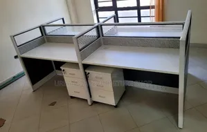 King 4-Way Office Workstation - Mpya Kabisa