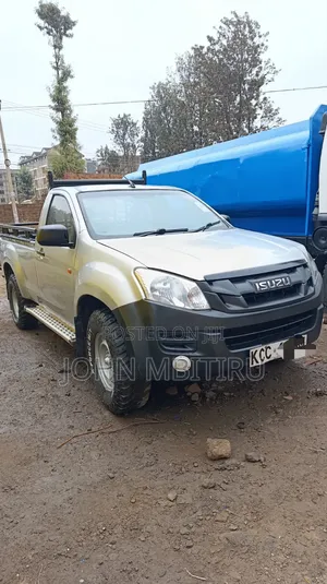 Isuzu D-MAX 2014 Kijivu