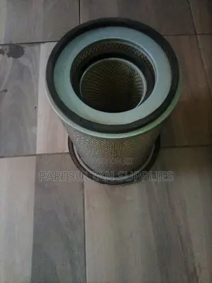 Mitsubishi Air Filter (ME033717)