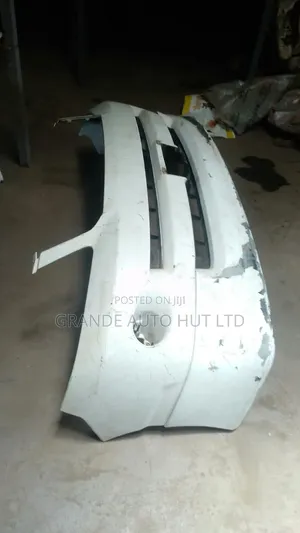 Bampa ya Mbele ya Toyota Voxy ZR60