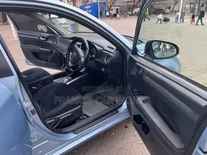 Toyota Corolla Fielder 2014 Bluu