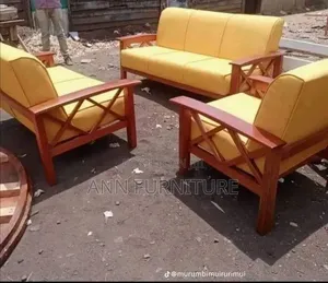 Sofa Set ya 7-Seater - Mti wa Mahogany, Rangi ya Njano