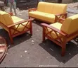 Sofa Set ya 7-Seater - Mti wa Mahogany, Rangi ya Njano - 1