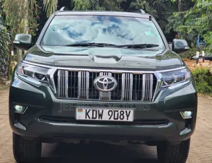Toyota Land Cruiser Prado 3.0 D-4D VX.L 2014 Nyeusi