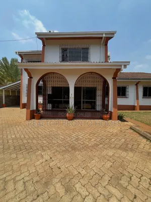 Townhouse ya Vyumba 5 na DSQ Kilimani, Hurlingham