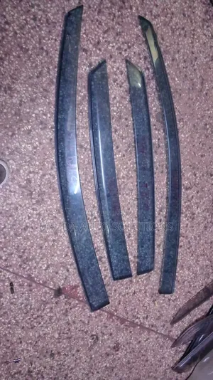 Nissan Sylphy TB17 Windbreakers Set (2014-2019)