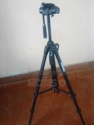Weifeng WT-3560 Tripod ya Aluminium