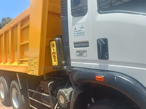 Sinotruk Howo 220HP Dump Truck
