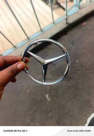Nembo ya Shina ya Mercedes-Benz ya Chrome yenye Mvinyo ya Metallic
