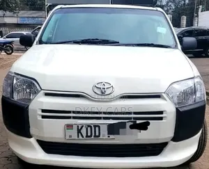 Toyota Probox 2014 Nyeupe