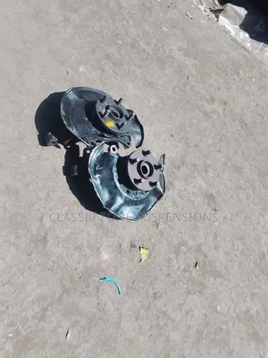 Toyota Allion Wheel Hub (Iliyo tumika)