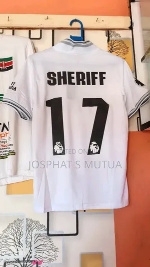 Huduma za Kubandika Nembo kwenye Jezi/T-Shirt