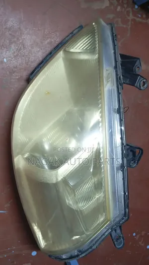 Nissan Tiida 2005 Headlight Isiyo Xenon