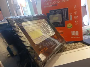 100W Nje ya Nyumba Mwanga wa Jua Usioingiza Maji IP65