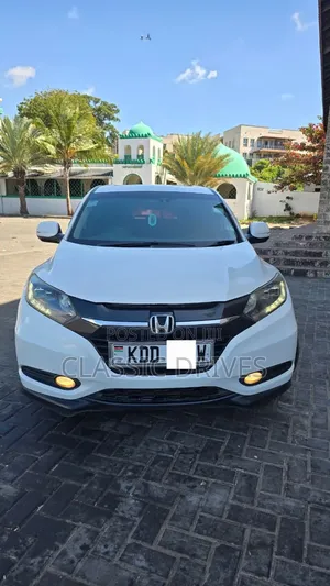 Honda Vezel 2015 Nyeupe