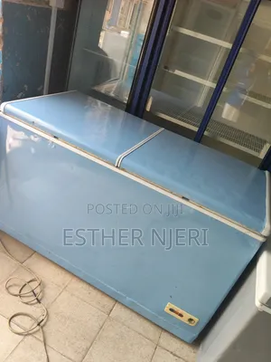Ramtons Freezer ya Kifua Milango Miwili ya Bluu Mtoto 400L