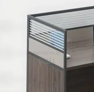 1-Way Office Workstation - Staff Desk
