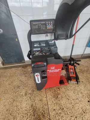 Sunshine S-828 Heavy Duty Computerized Wheel Balancer