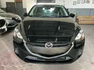Mazda Demio 2019 Nyeusi