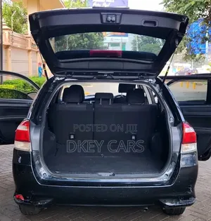Toyota Corolla Fielder 2016 Hybrid