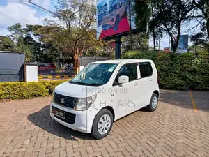 Suzuki Wagon R 2015 Nyeupe