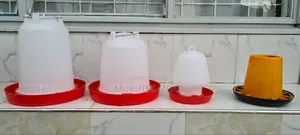 Kifaa cha Kulishia na Kunyweshea Kuku (Kimetumika)