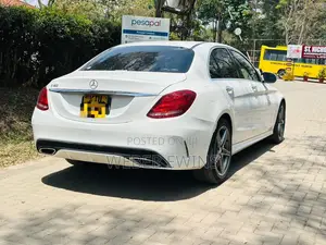 Mercedes-Benz C180 2015 Nyeupe