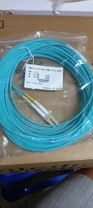 Kebo ya Mtandao ya 20m Multimode OM3 LC-LC