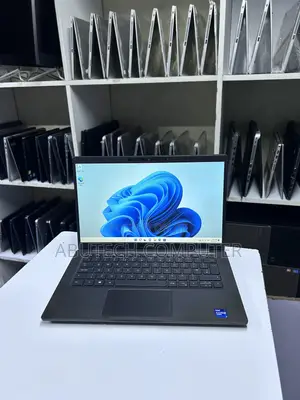 Laptop Dell Latitude 7320: Core i7, 16GB RAM, 512GB SSD
