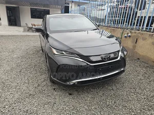 Toyota Harrier 2020 Premium