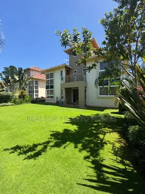 4-Bedroom Townhouse/Terrace in Runda, Kiambu Road for Sale