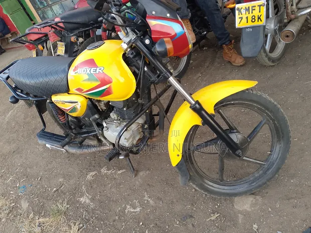 Bajaj Boxer 125 2025 Red - 1