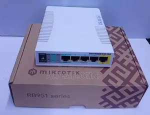 MikroTik RB951Ui-2HnD Wireless Router