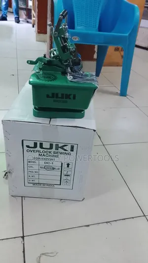 Industrial Overlock Sewing Machine